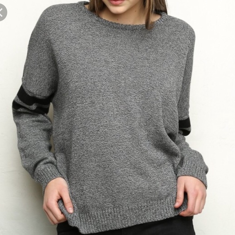 Brandy Melville gray sweater